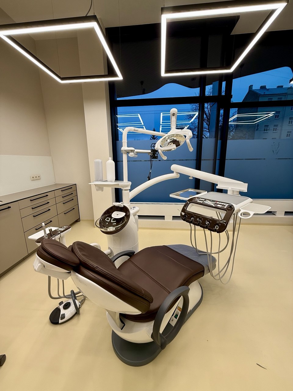 Современный стоматологический кабинет